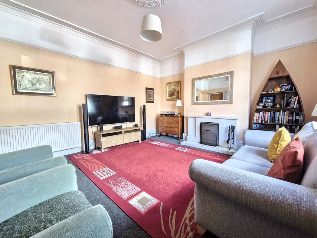 Property image 6 of 25