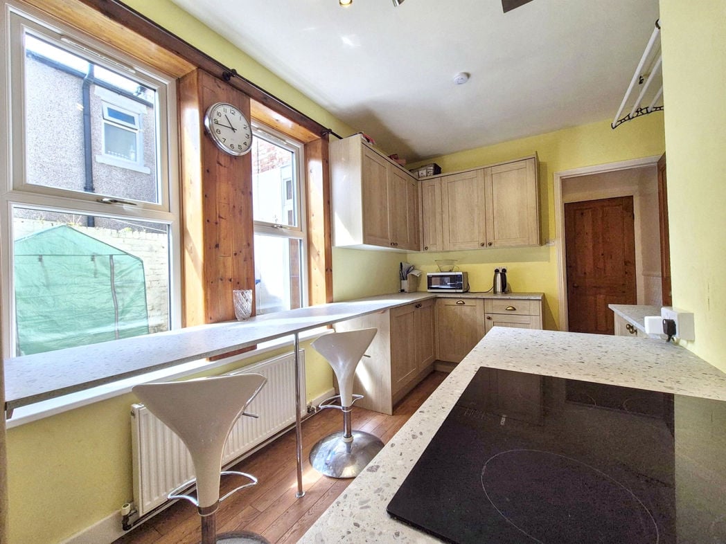 Property image 10 of 25