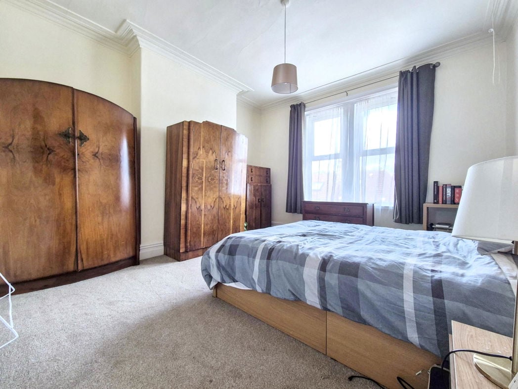 Property image 16 of 25