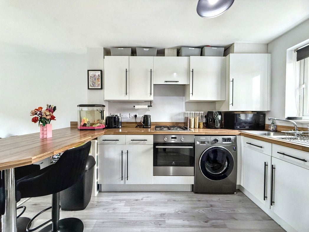 Property image 3 of 22