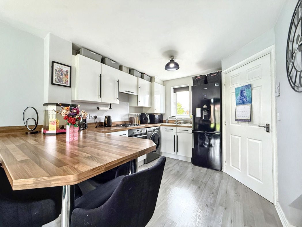 Property image 4 of 22