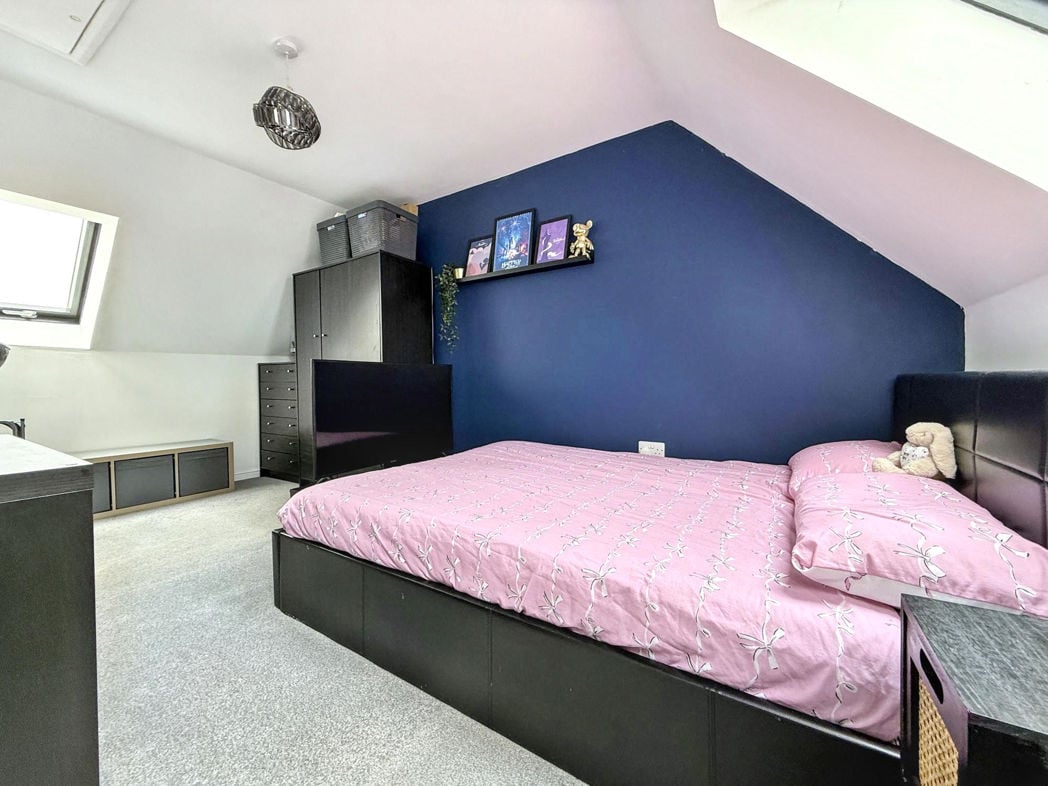 Property image 12 of 22