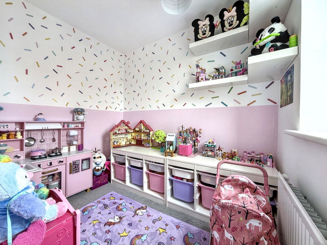Property image 16 of 22