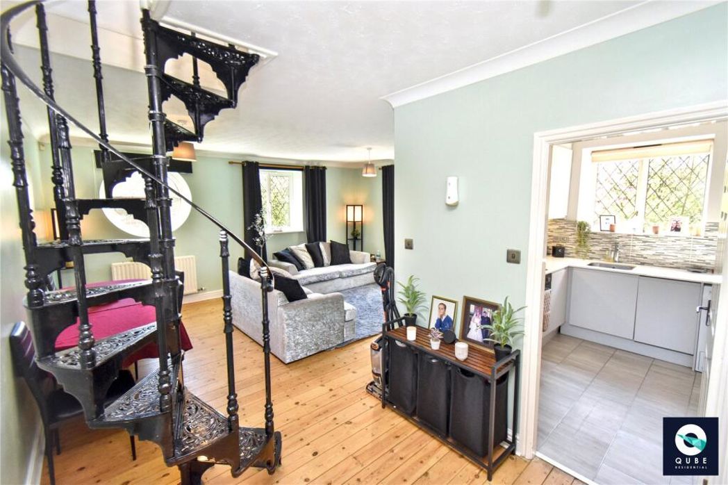 Property image 4 of 20