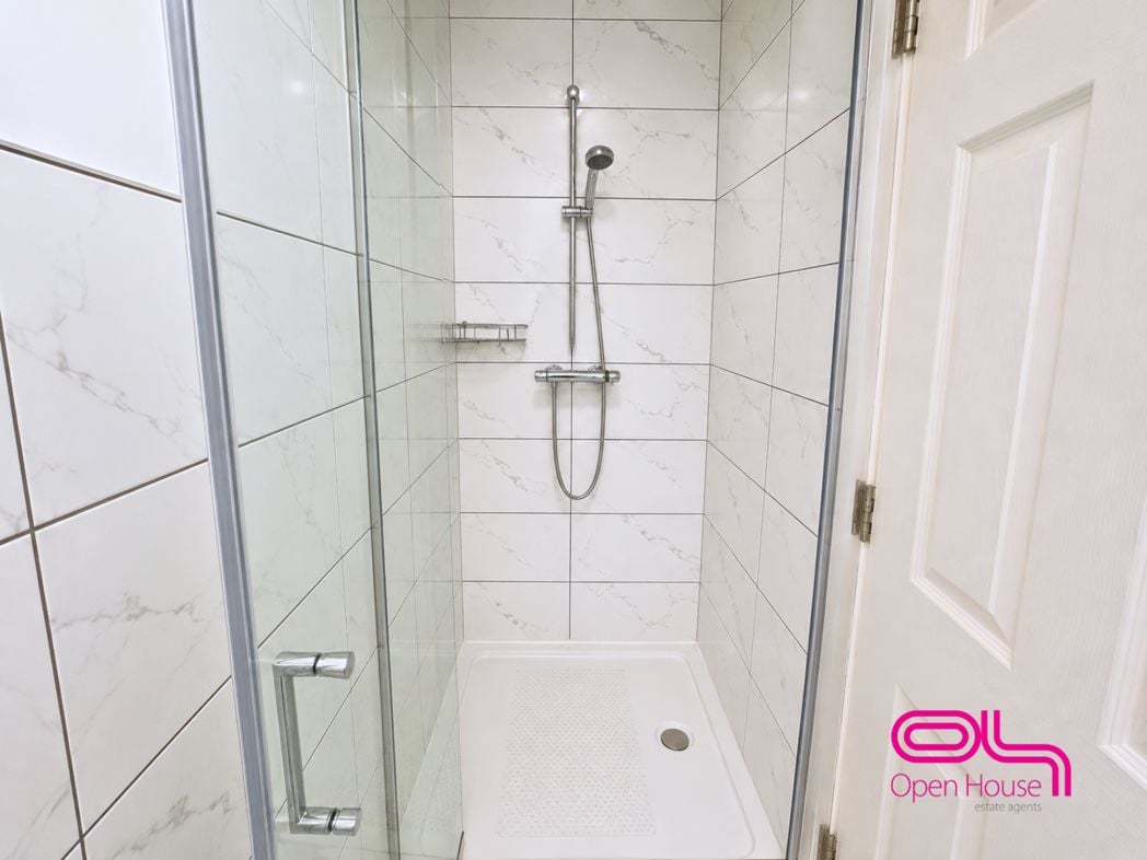 Property image 18 of 20
