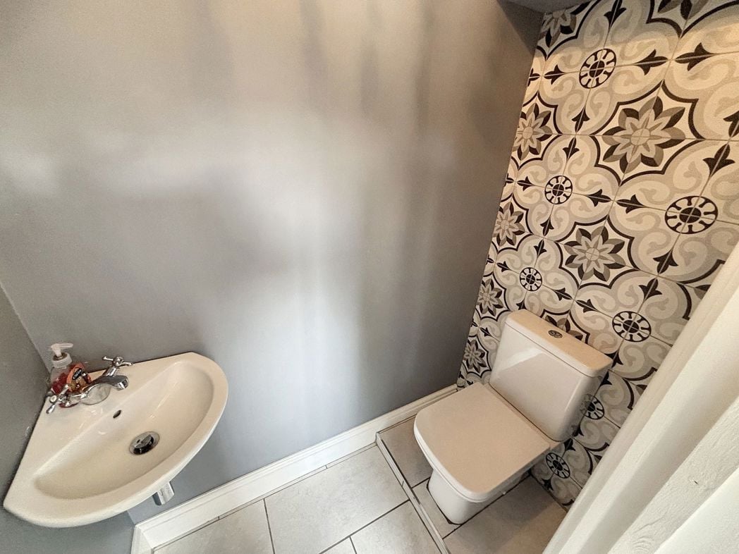 Property image 12 of 26