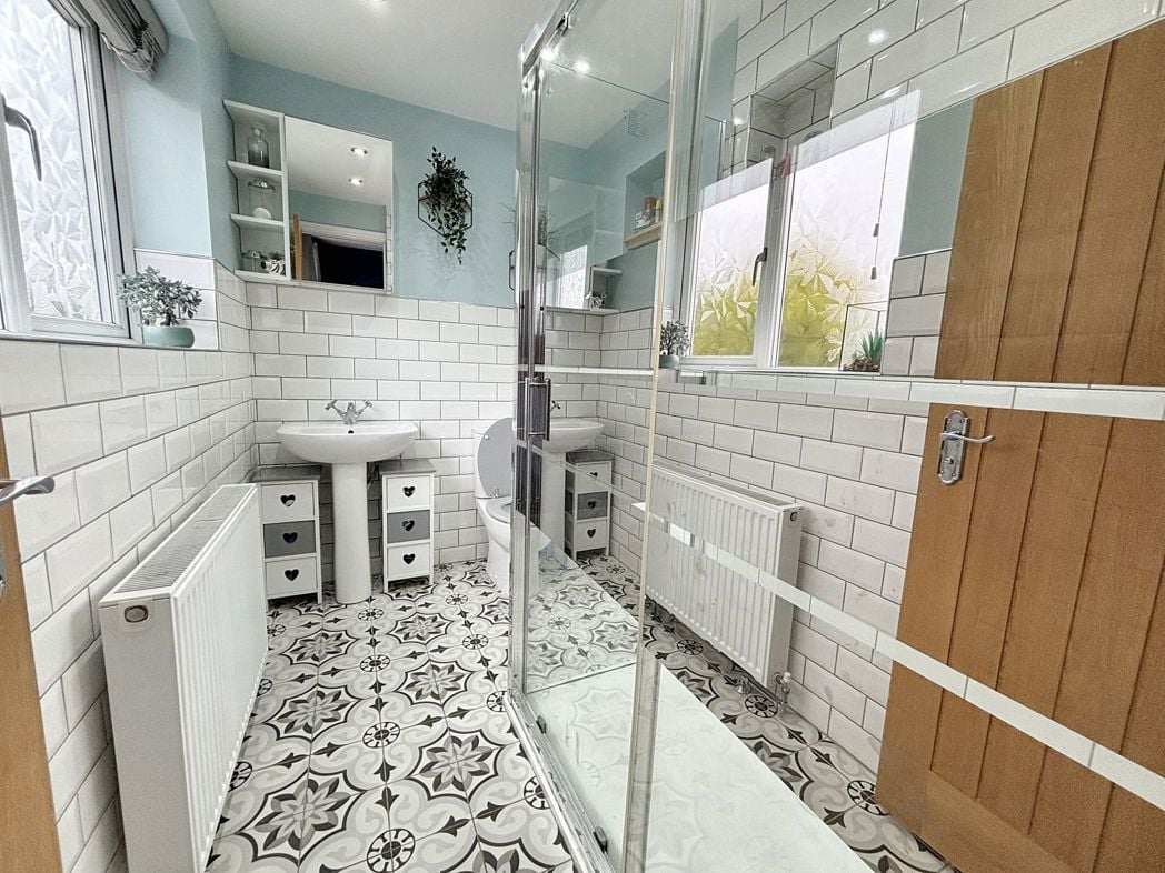 Property image 17 of 26