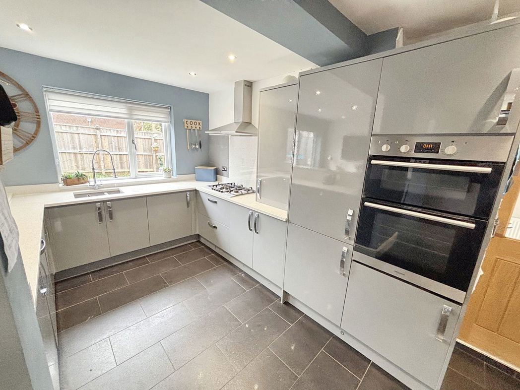 Property image 7 of 26