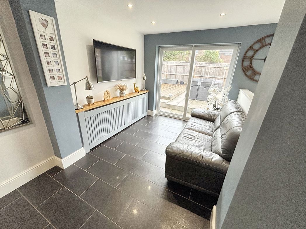 Property image 9 of 26
