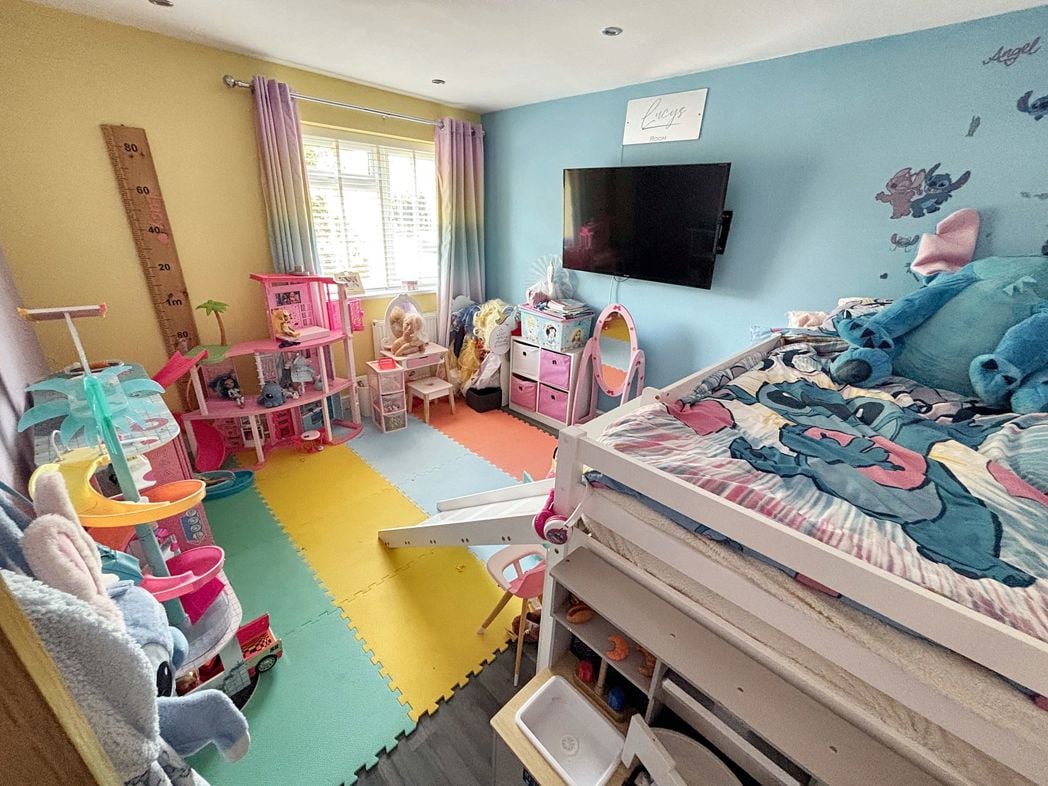Property image 21 of 26