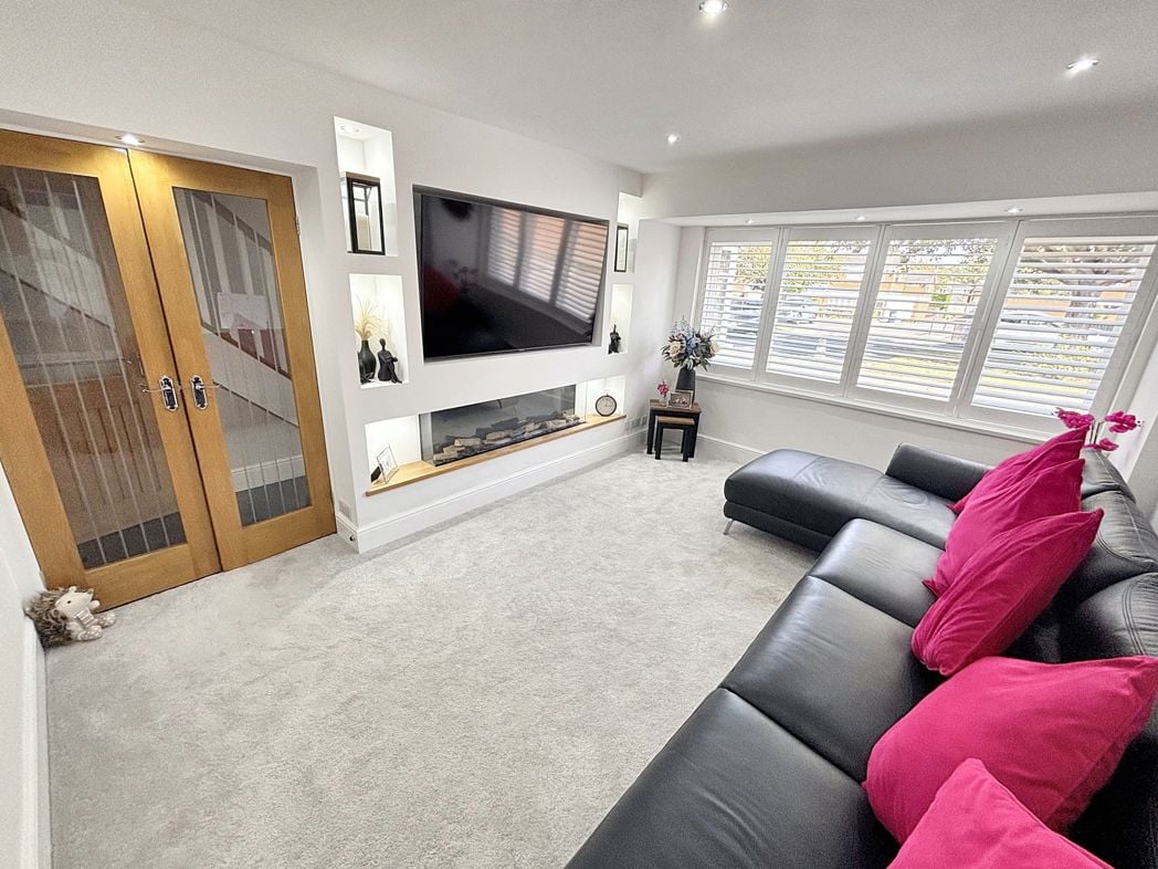 Property image 2 of 26