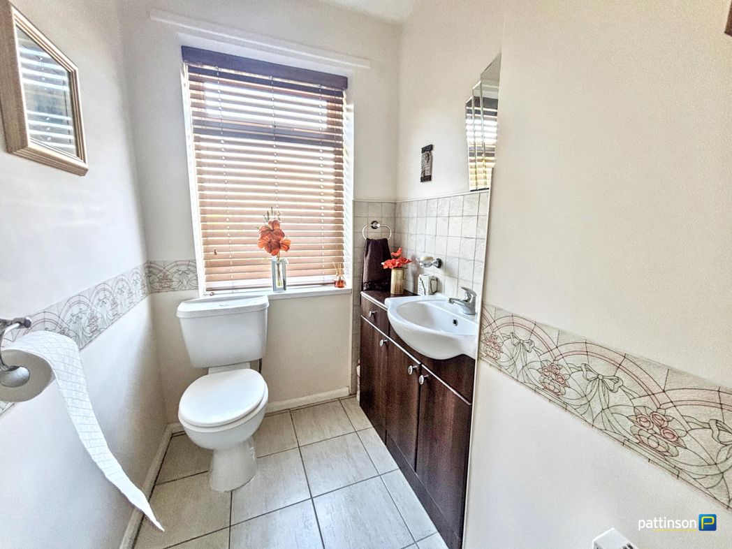 Property image 6 of 30