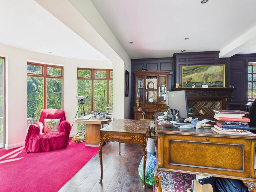 Property image 19 of 31