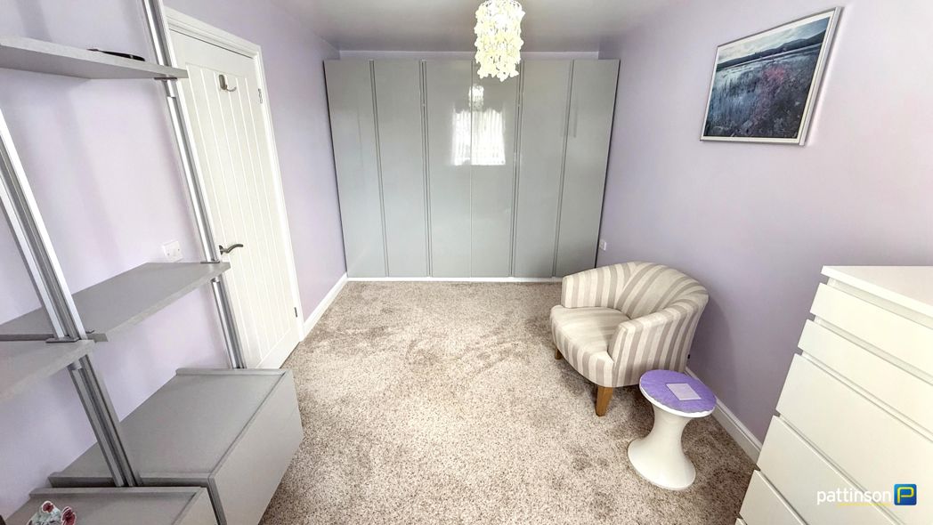 Property image 27 of 40