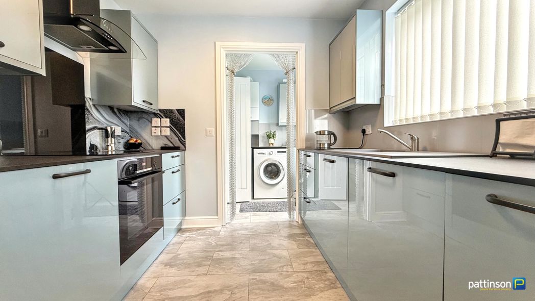 Property image 11 of 40