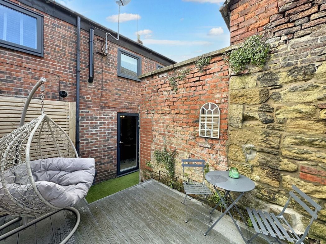 Property image 14 of 17
