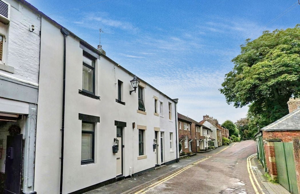 Property image 15 of 17