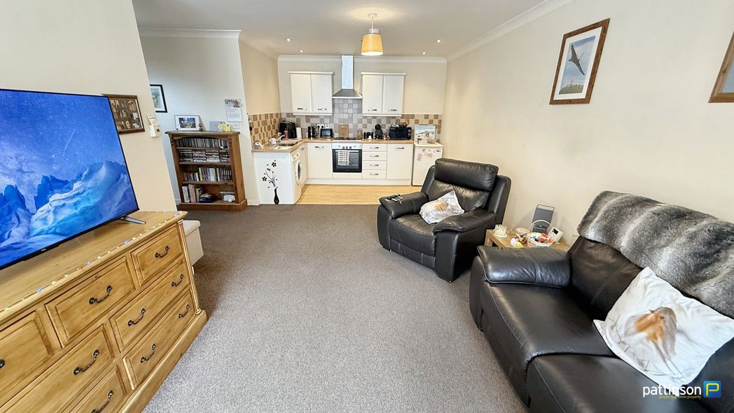 Property image 3 of 19