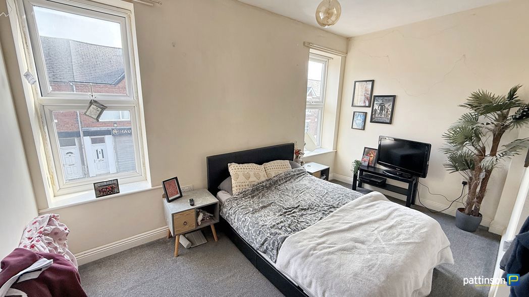 Property image 12 of 19