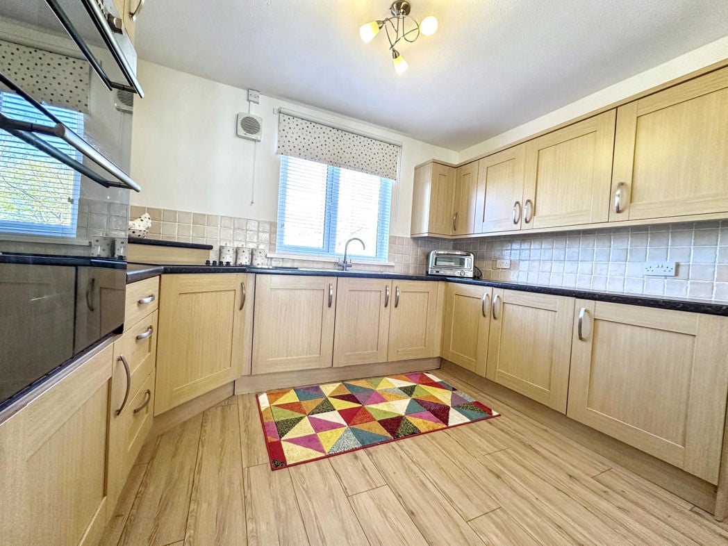Property image 6 of 21