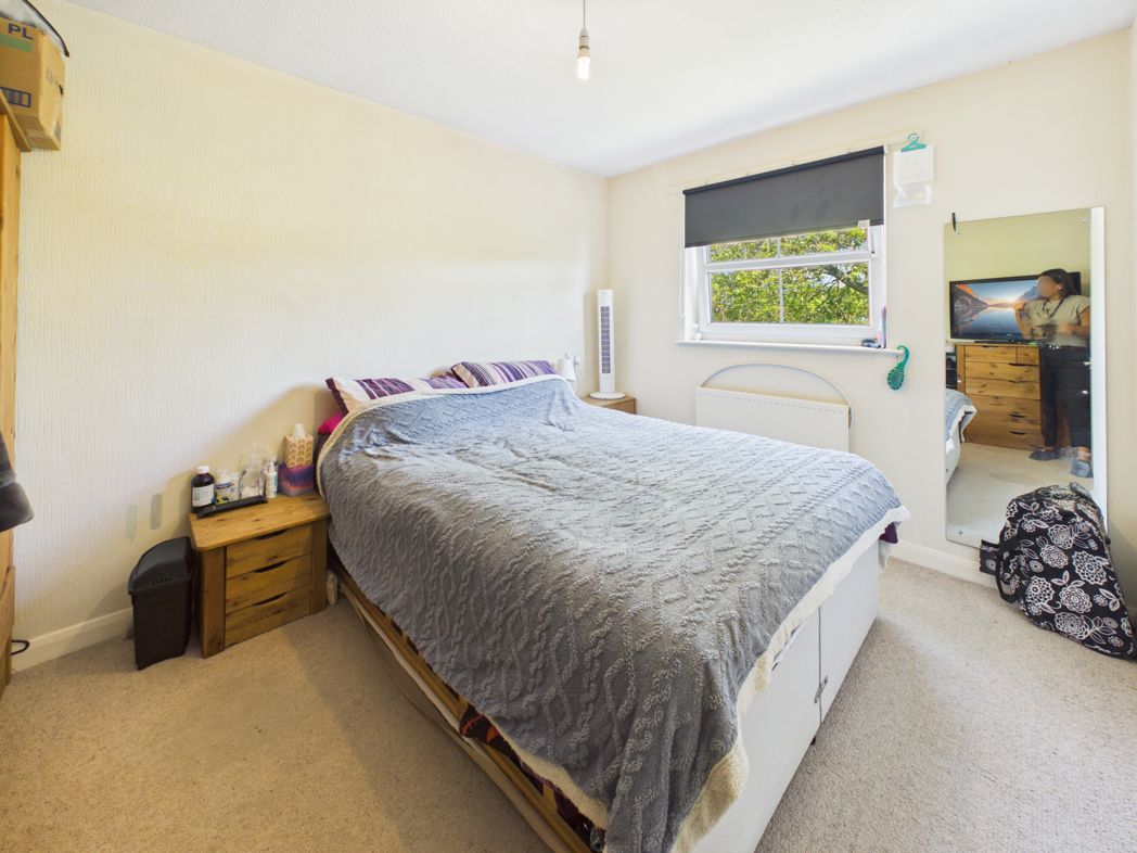 Property image 11 of 21