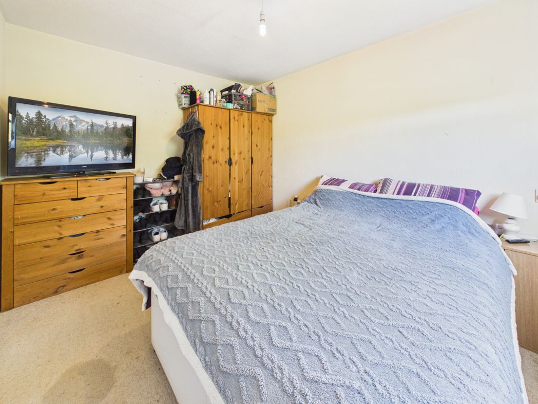 Property image 12 of 21