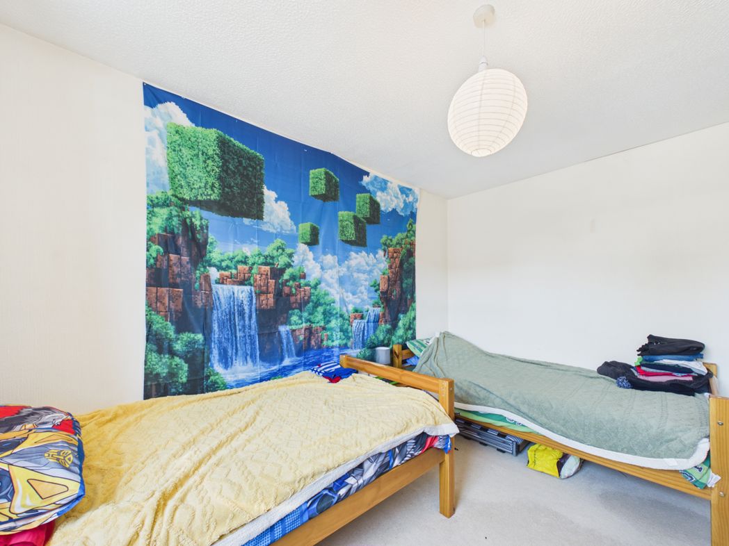 Property image 13 of 21