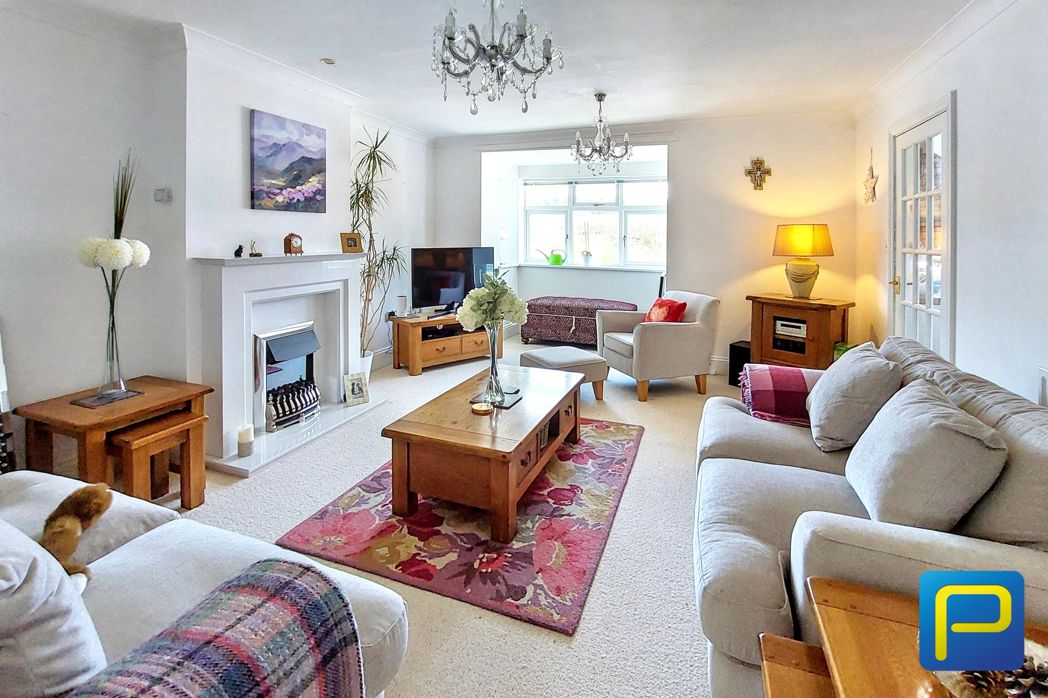 Property image 3 of 29
