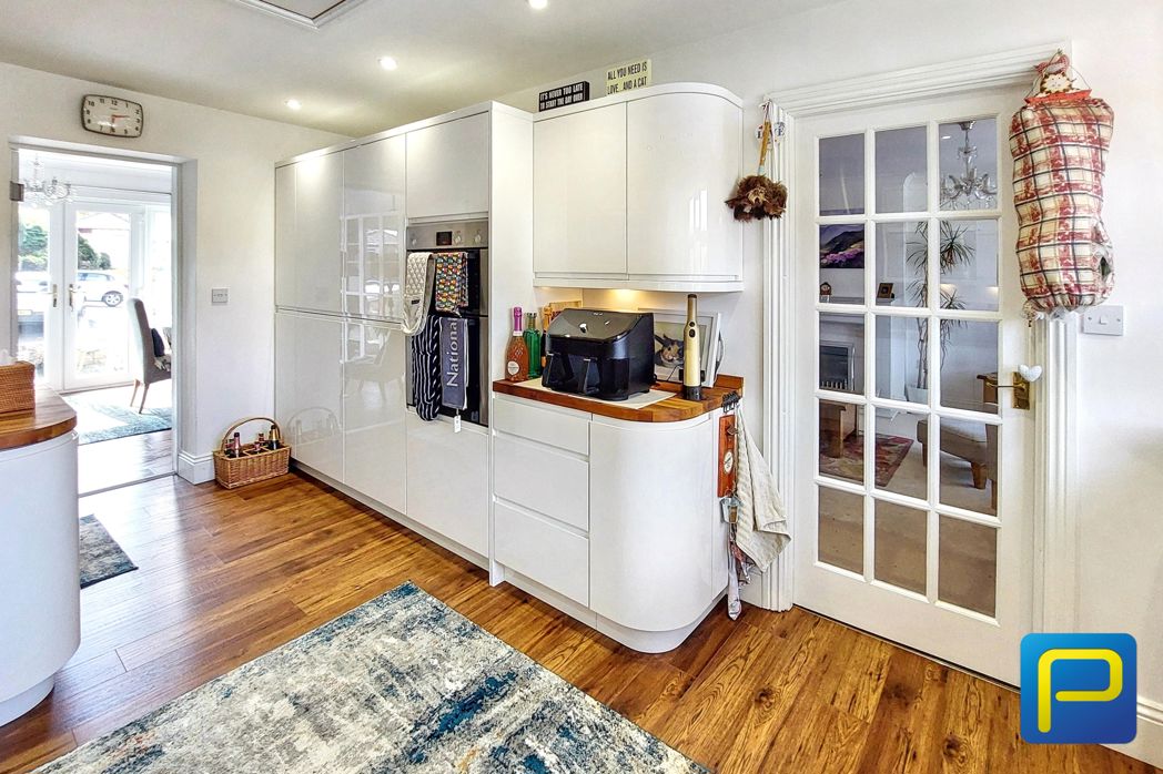 Property image 7 of 29
