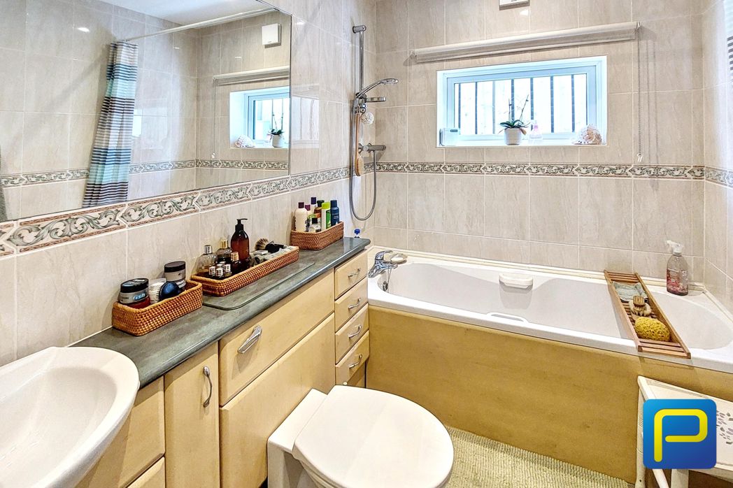 Property image 20 of 29