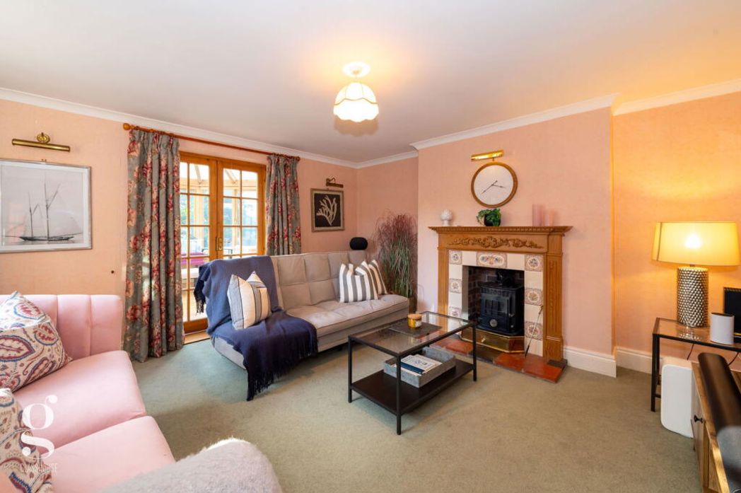 Property image 4 of 27