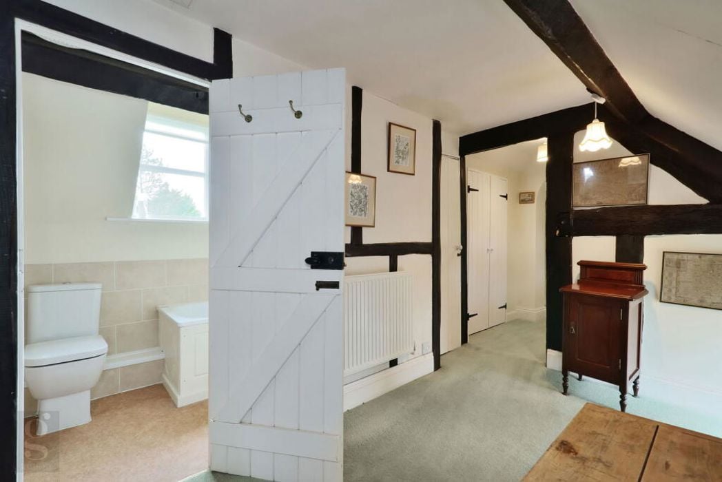 Property image 15 of 27