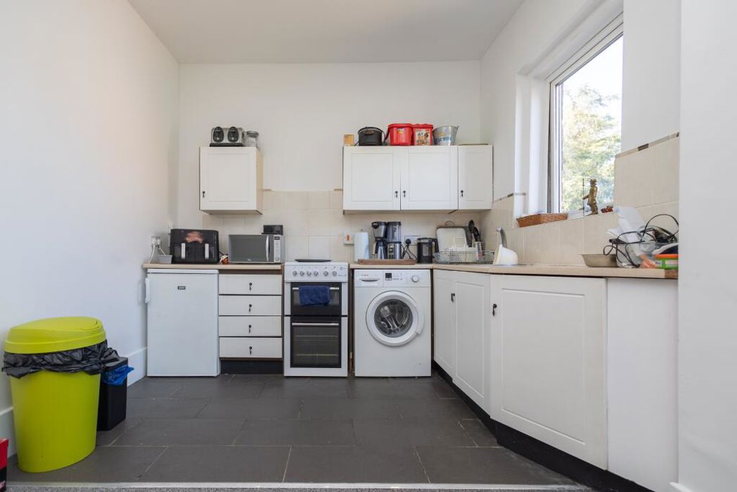 Property image 4 of 9