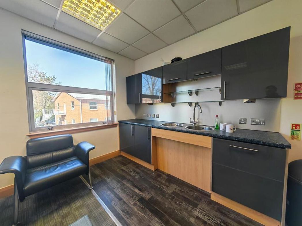 Property image 5 of 10
