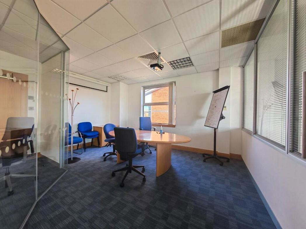 Property image 6 of 10