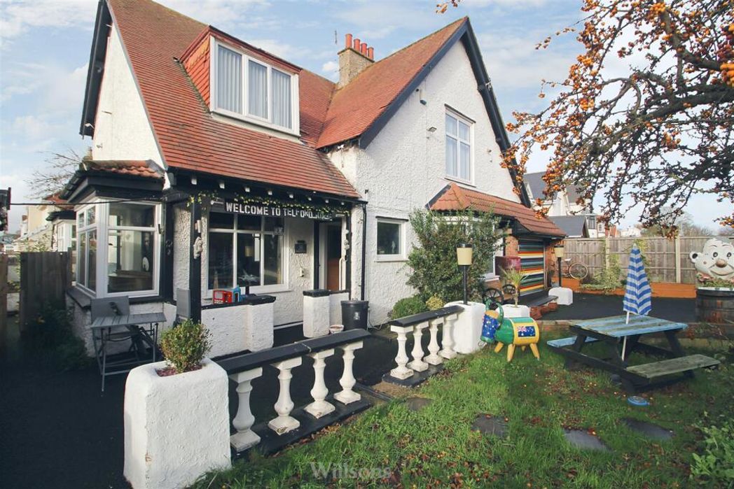 Property image 1 of 20
