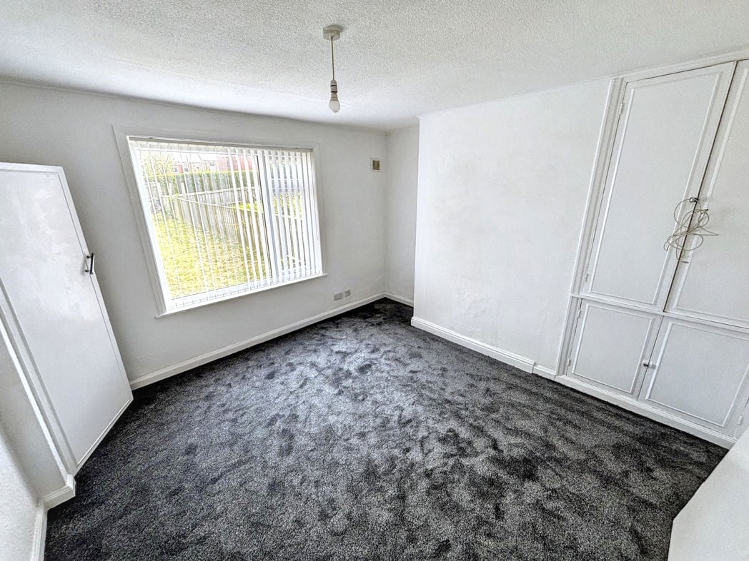 Property image 2 of 15