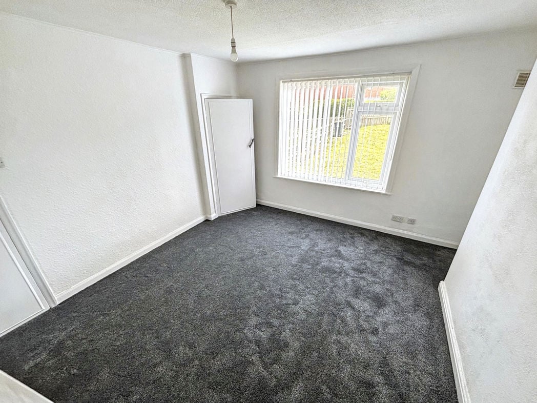 Property image 3 of 15