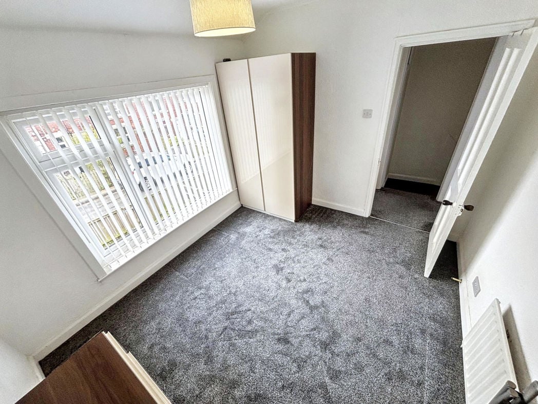 Property image 10 of 15