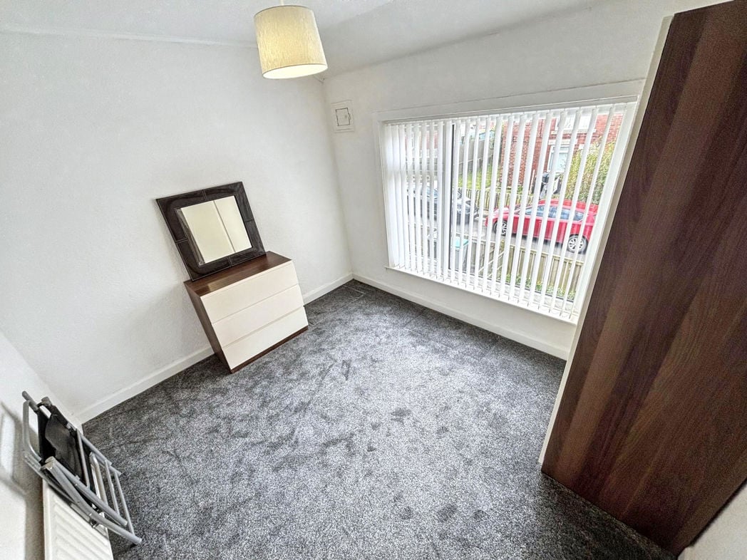 Property image 11 of 15