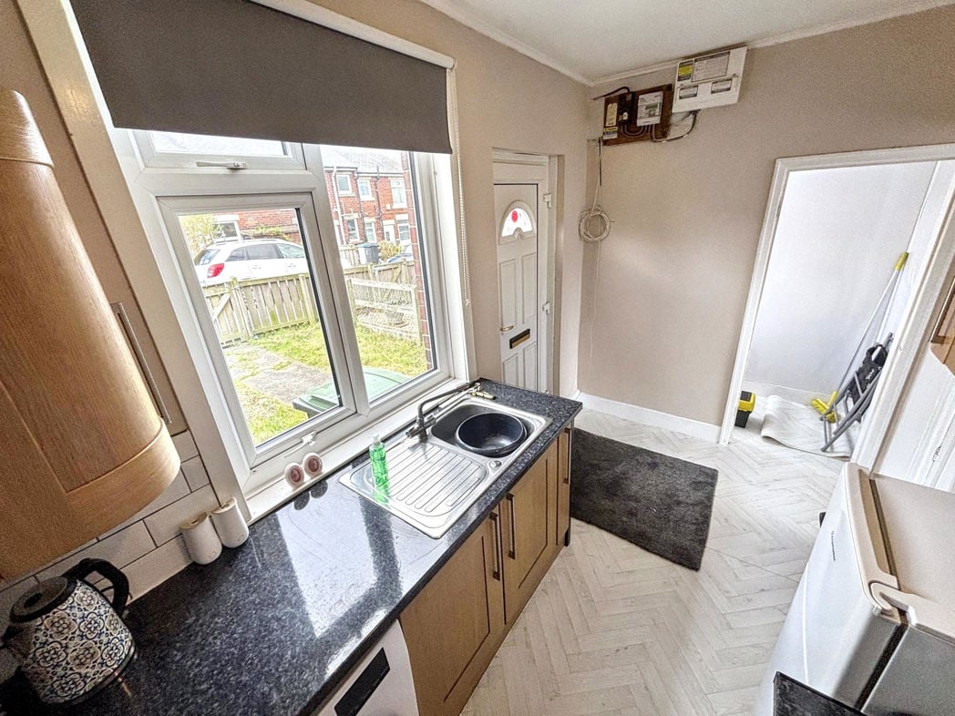 Property image 6 of 15