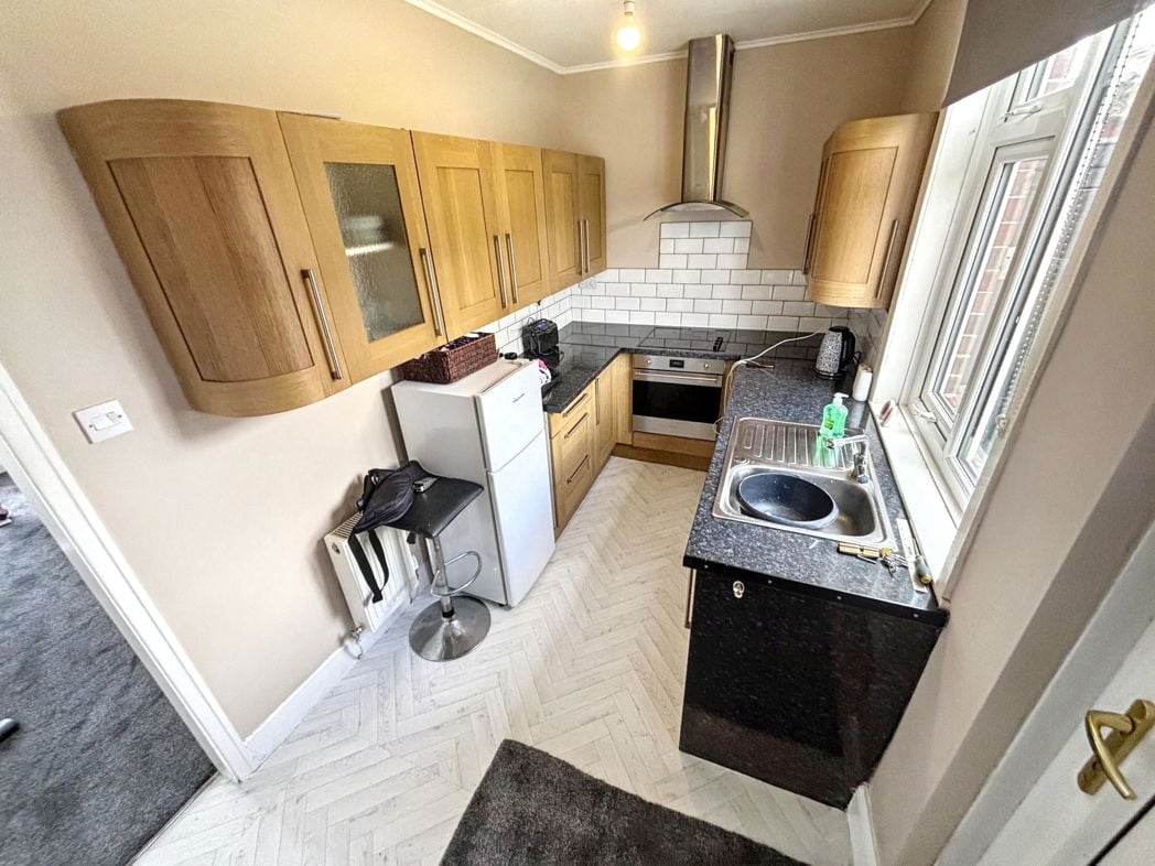 Property image 4 of 15