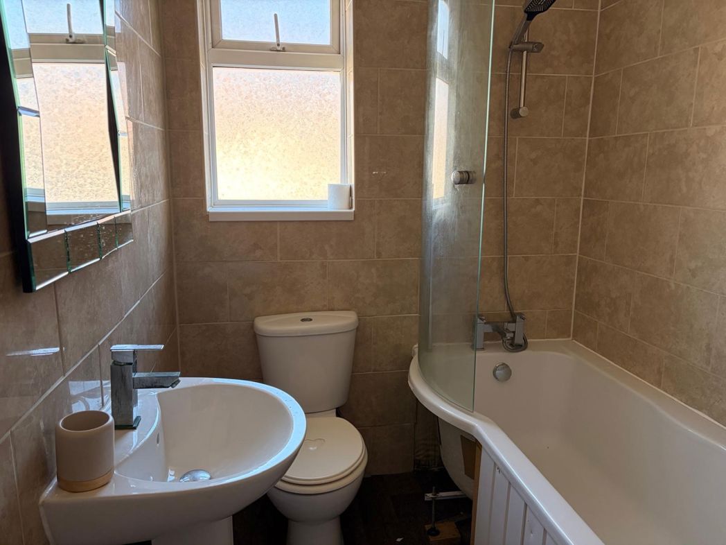 Property image 4 of 5