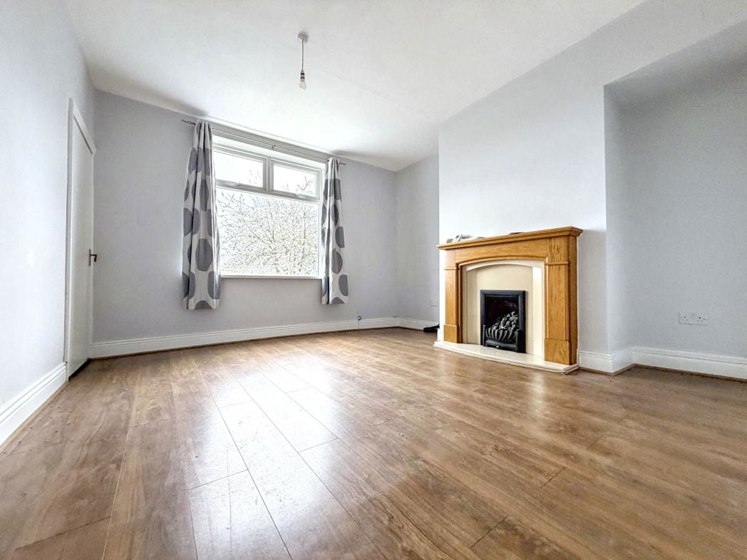 Property image 2 of 17