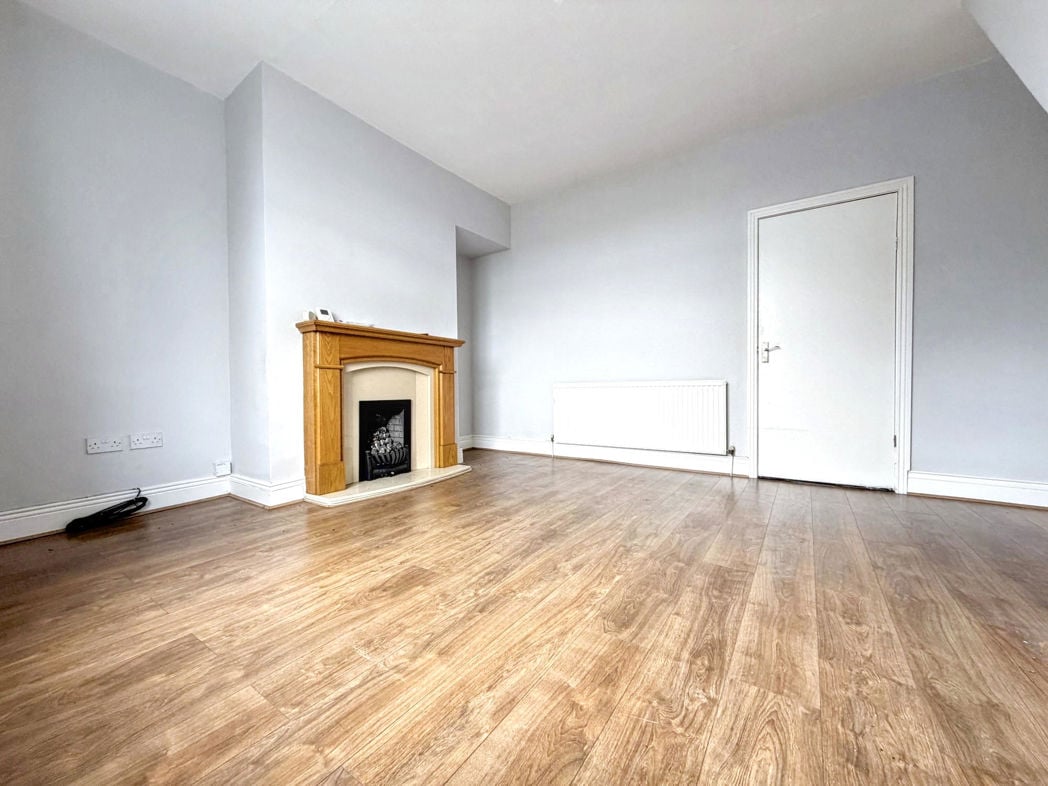 Property image 5 of 17
