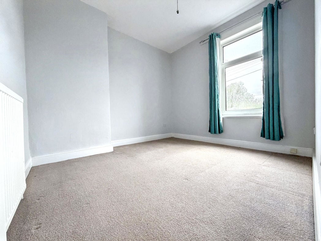 Property image 15 of 17