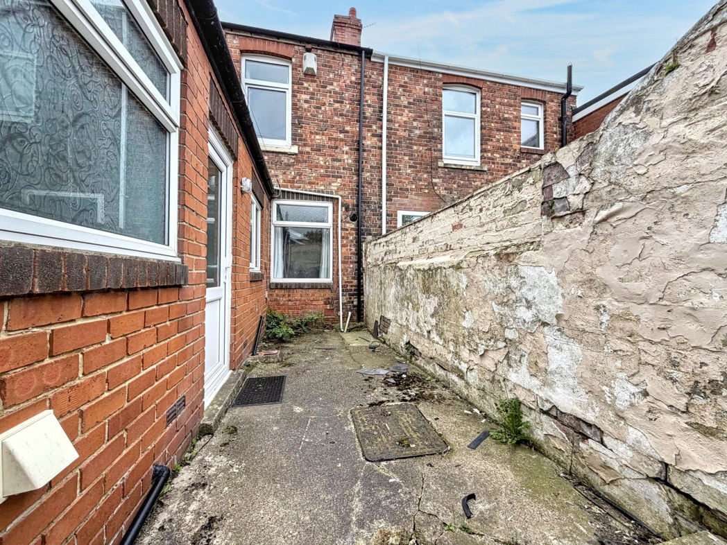 Property image 17 of 17