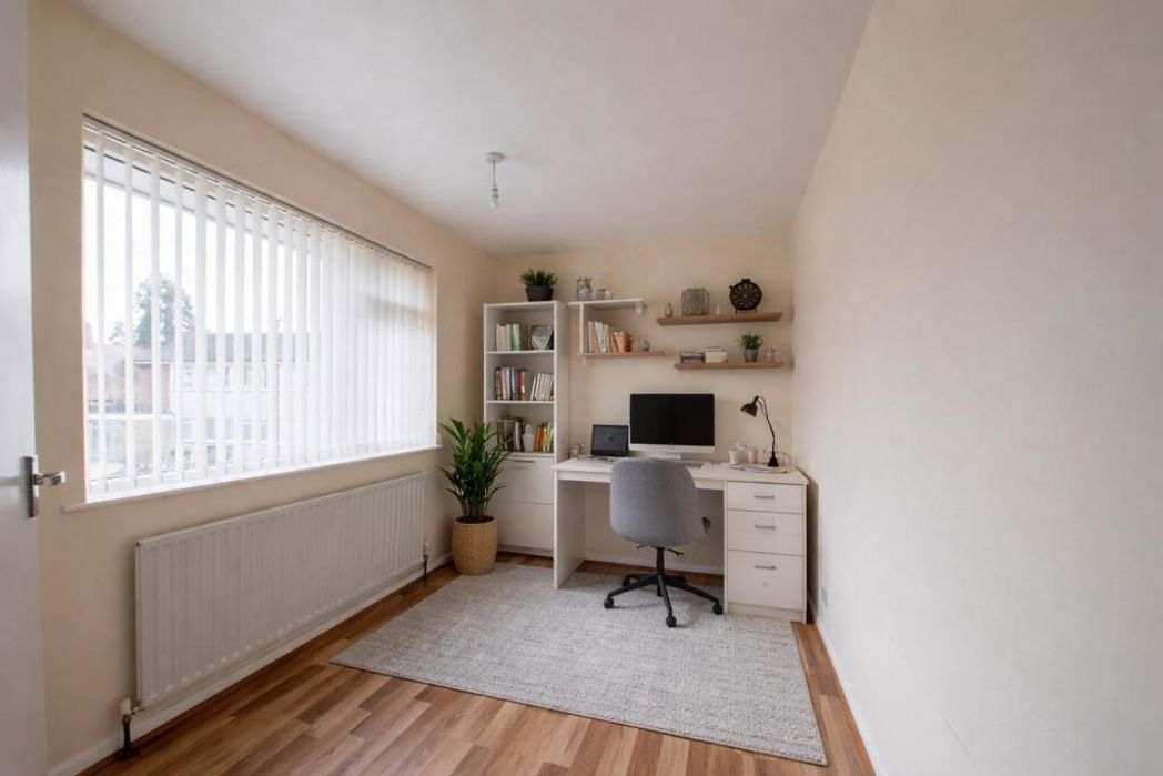 Property image 4 of 8