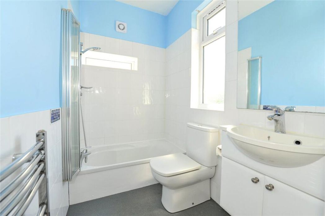 Property image 9 of 34