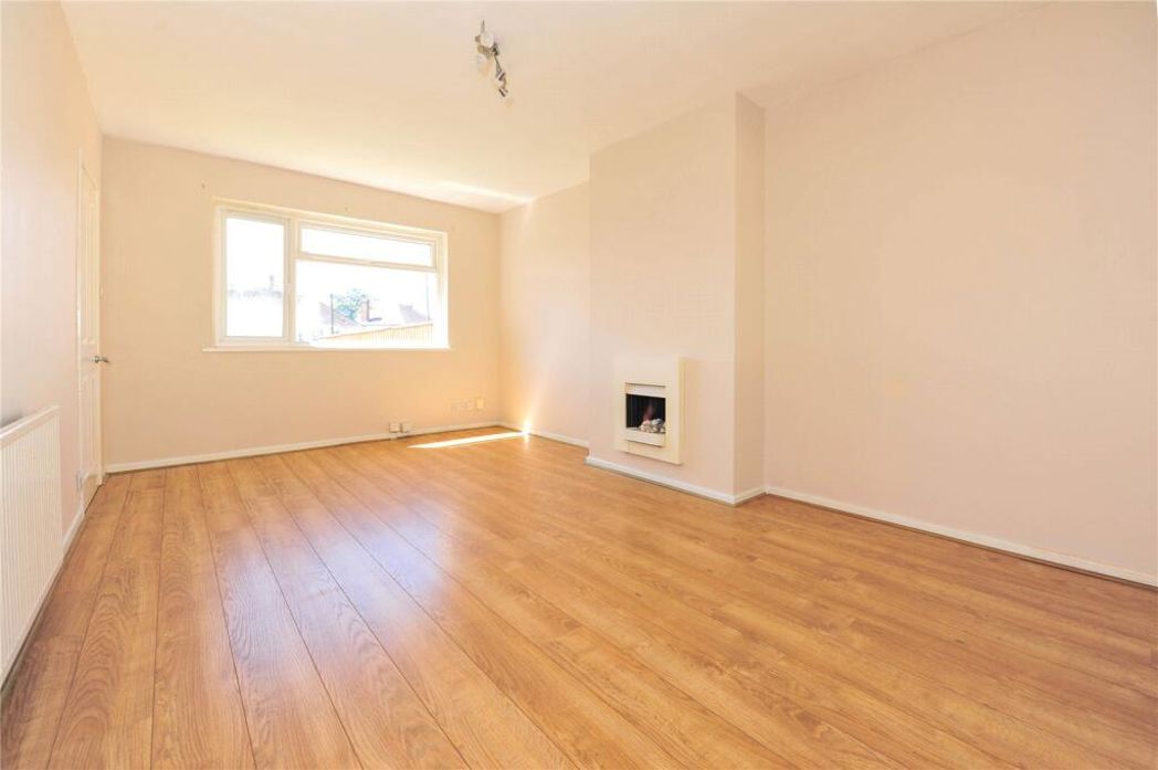 Property image 11 of 34